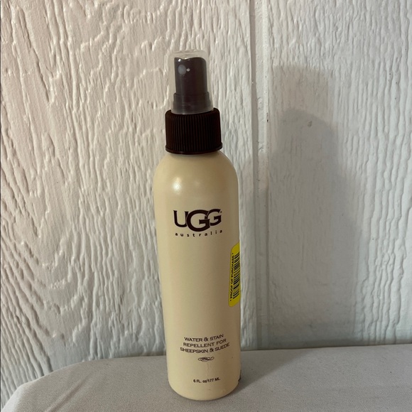 UGG Cream Water & Stain Repellent Spray - Picture 1 of 1